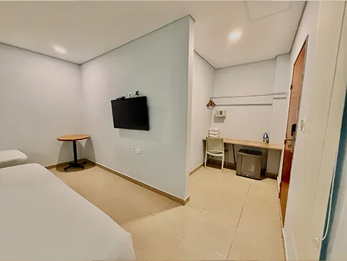 comodas habitaciones para tres personas en bocagrande cartagena cerca al mar