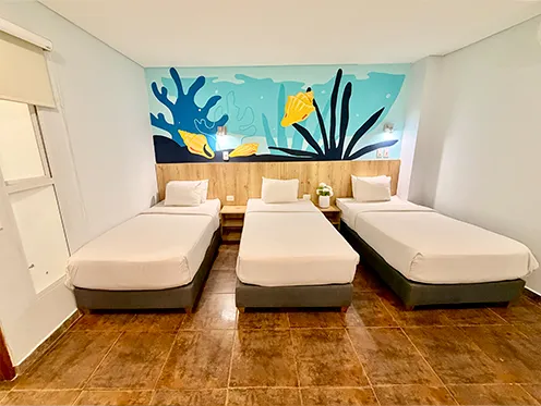 habitacion para tres personas en bocagrande cartagena cerca al mar